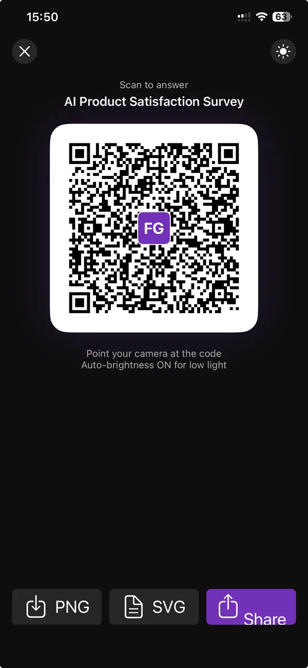 The app’s full-screen QR code view for a form, with PNG, SVG and Share buttons